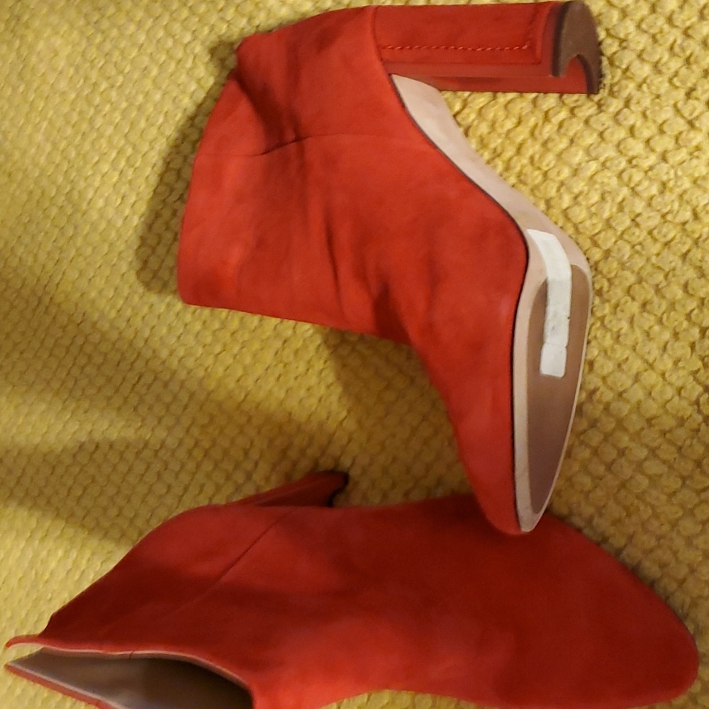 AD & Daughters orange 3.5 inch bootie. Slip on.  Size 8